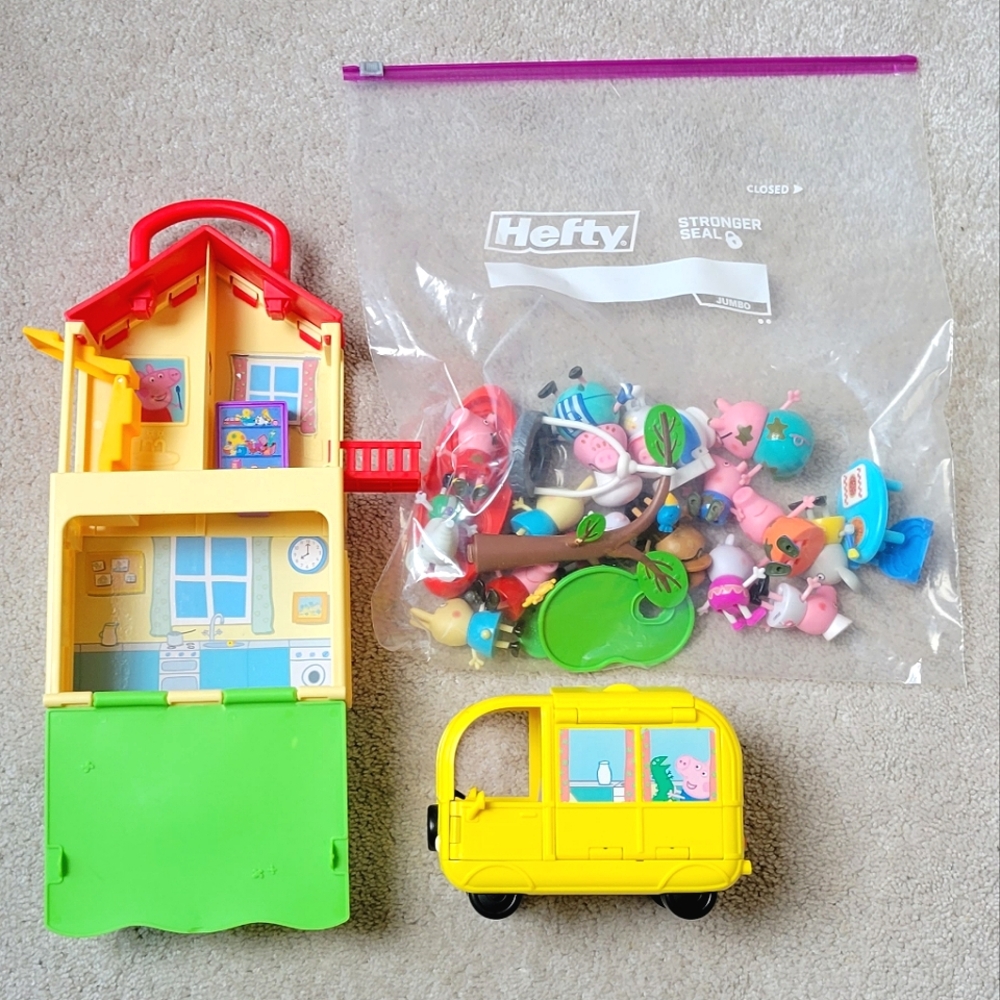 Peppa Pig Bundle - Excellent Condition